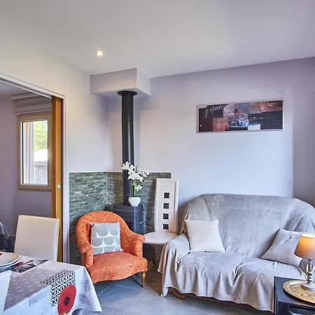 Holiday home Les Galets Chantants
